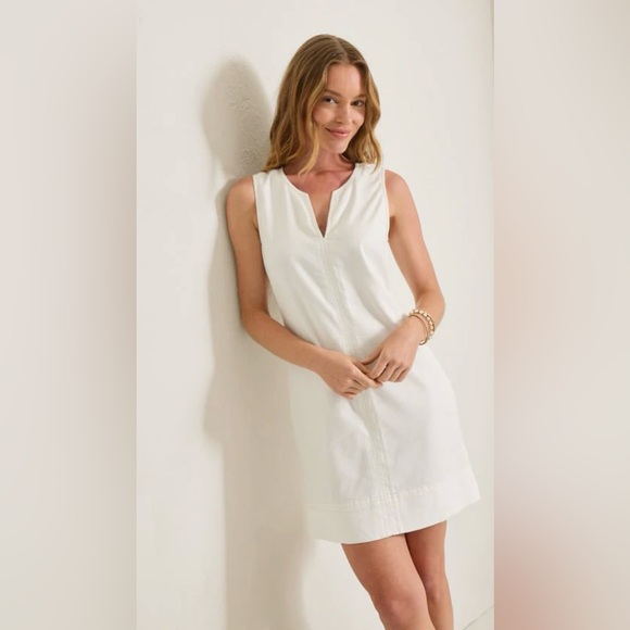 Tommy Bahama Dresses & Skirts - TOMMY BAHAMA Palm-A-Dora Split-Neck Sheath Dress